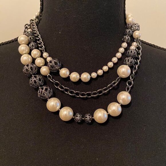 Simply-vera-vera-wang Women's White and Silver Jewellery - Picture 1 of 2